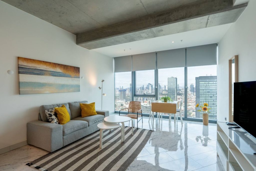 44th Floor CityViewStudio w/ Pool & Parking #1015